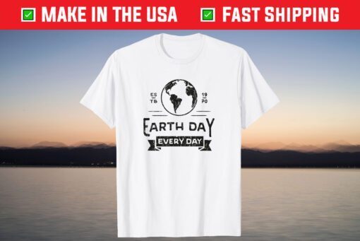 Retro Earth Day 2021 April 22 Environmental Climate Recycle T-Shirt