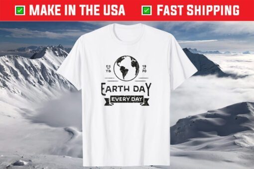 Retro Earth Day 2021 April 22 Environmental Climate Recycle T-Shirt