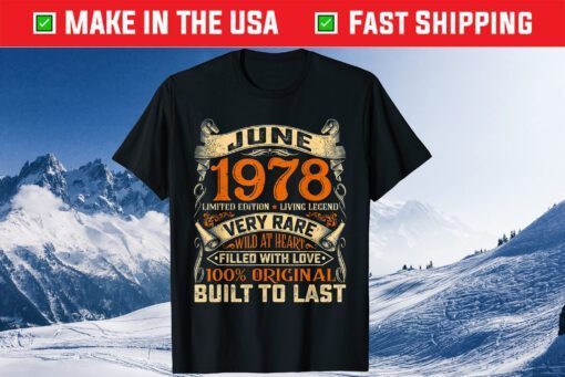 Vintage June 1978 Distressed 43rd Birthday Outfit 43 Years Old Classic T-Shirt
