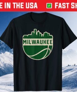 Vintage Milwaukee Wisconsin Cityscape Basketball T-Shirt