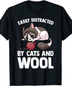 Easily Distracted By Cats And Wool - Japanese Kitten Kawaii Tee ShirtEasily Distracted By Cats And Wool - Japanese Kitten Kawaii Tee Shirt