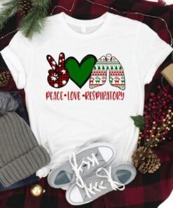 Peace Lover Respiratory Healthcare Worker Christmas Tee Shirt