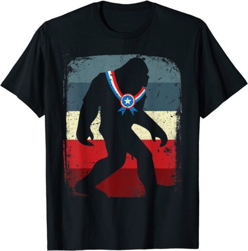 Bigfoot Medal Of Honor Retro 4th Of July Sasquatch Tee Shirt