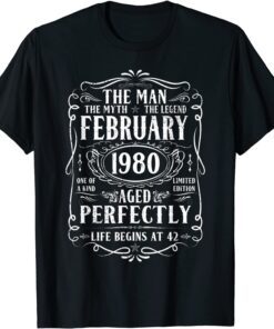 February 1980 Man Myth Legend 42th Birthday 42 Years Tee T-Shirt