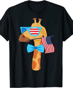Giraffe Sunglasses USA American Flag 4th Of July Tee Shirt
