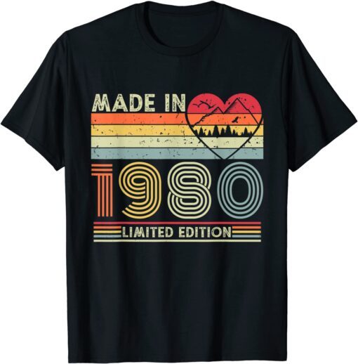 Vintage Born in 1980 Limited Edition 42 Year Old Birthday Tee Shirt