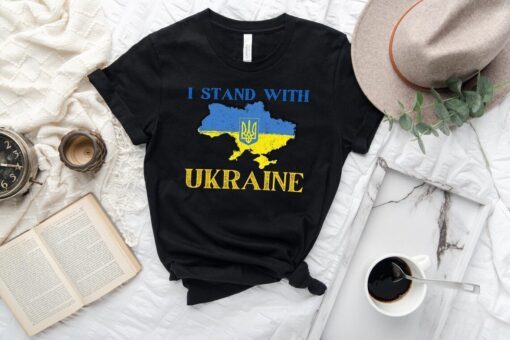 I Stand With Ukraine top War in Ukraine Ukrainian Flag Tee Shirt