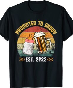 Promoted to Daddy est 2022 Vintage Arrow Tee Shirt