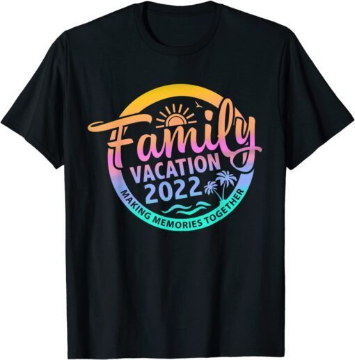 Family Trip Summer Vacation Beach 2022 Vintage Lover T-Shirt