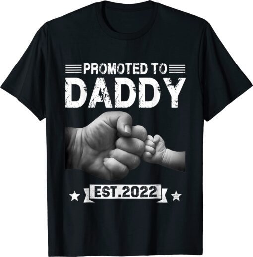 Promoted To Daddy Est.2022 Retro Fathers Day New Dad Tee Shirt