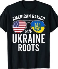 Sunglasses with Ukraine Roots USA Ukrainian Flag Peace Ukraine T-Shirt