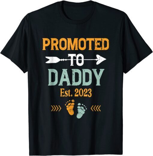 Vintage Promoted To Daddy 2023 Soon To Be New Daddy Tee Shirt