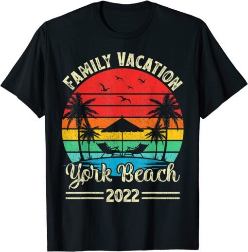 Vintage Retro Family Vacation 2022 Maine York Beach Tee Shirt