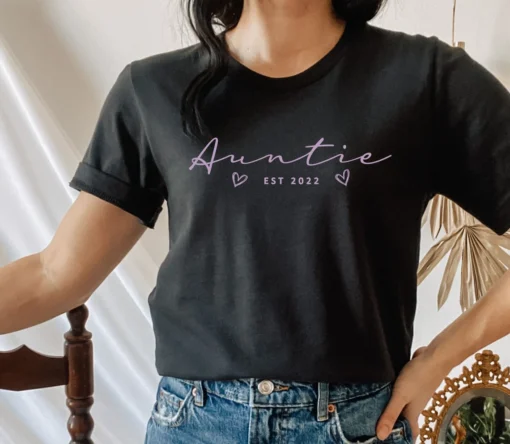 Customized Auntie Est 2022 Mother's Day Tee Shirt