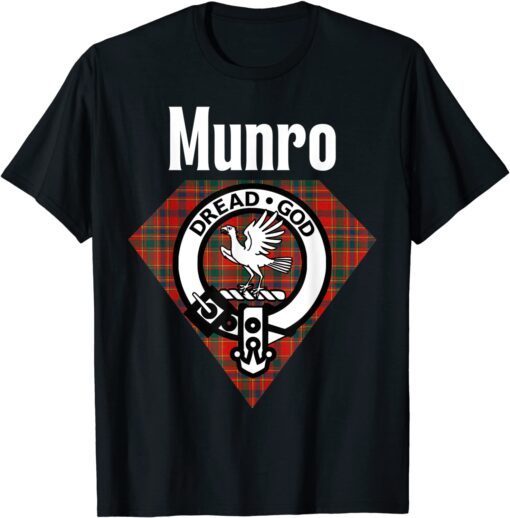 Munro Clan Scottish Name Coat Of Arms Tartan Tee Shirt