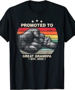 Promoted To Great Grandpa Est 2022 First Time Grandpa Tee Shirt