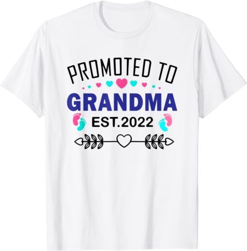 Promoted to Grandma Est 2022 Vintage First Grandma Tee Shirt