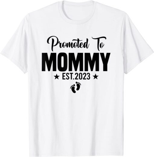 Promoted to Mommy Est 2022 Vintage First Time Mom Mama Tee Shirt