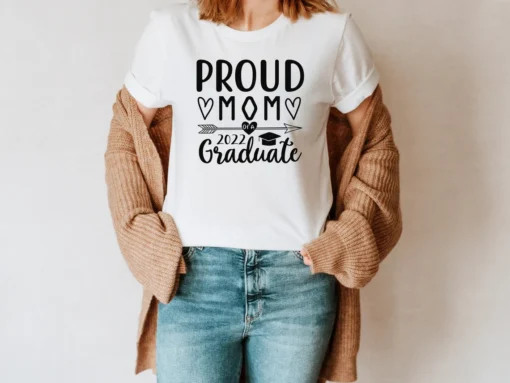 Proud Mom of 2022 Graduate Mother's Day Tee Shirt