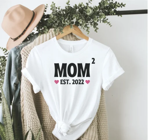 Twin Mom Est 2022 Mother's Day Tee Shirt