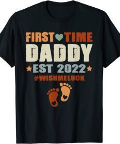 Fathers Day For Dad First Time Daddy New Dad Est 2022 Tee Shirt