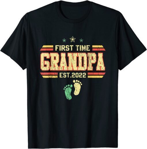 First time grandpa 2022 for grandfather For Father's Day Tee Shirt