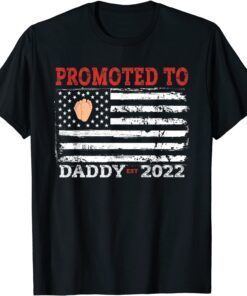 Promoted To Daddy 2022 New Dad Fathers Day Distressed Tee Shirt