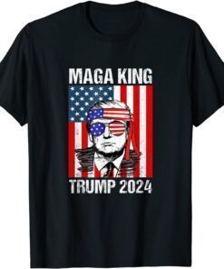 Ultra-Maga The Great Ultra MAGA King Trump Flag 4th July T-Shirt