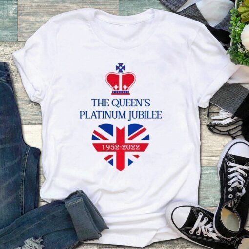 Queen Elizabeth Platinum Jubilee The Queen’s 2022 Tee shirt