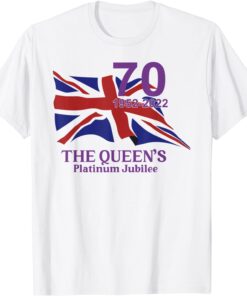 Queen Elizabeths Platinum Jubilee Holiday Celebration 2022 Tee Shirt