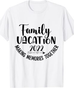 Vintage Family Trip Summer Vacation Beach 2022 Tee Shirt