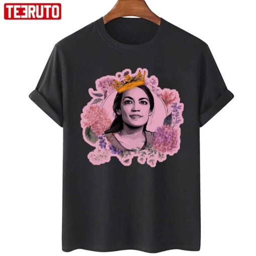 Queen AOC Alexandria Ocasio Cortez For President Feminist Politics Tee Shirt