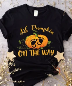 Halloween Mom to Be Lil' Pumpkin on the Way Tee Shirt