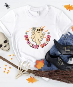 Spooky Babe Halloween T-Shirt