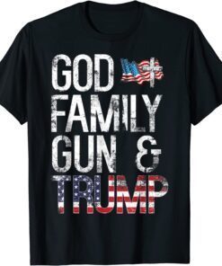 God Gun and Trump,-2nd Amendment Pro Gun Retro T-Shirt