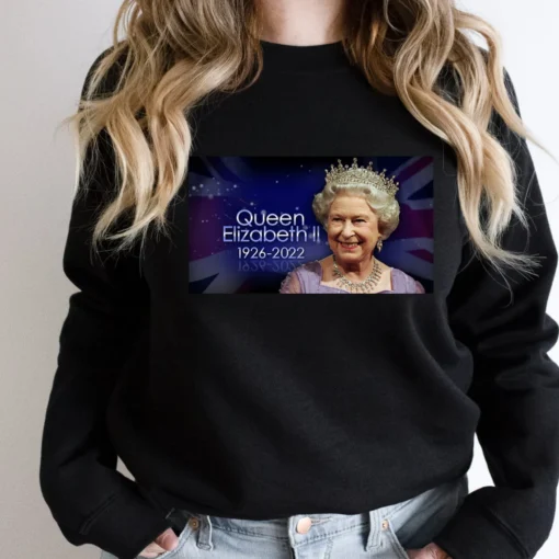 Pray For Queen Elizabeth II 1926-2022 Queen Of England Tee Shirt