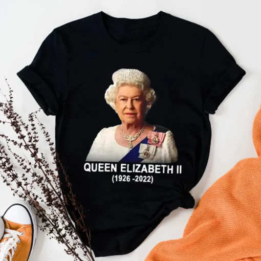 Pray For Queen Elizabeth II 1926-2022 Tee Shirt