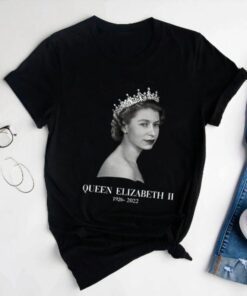 Pray For Queen Elizabeth II 1926-2022 Thank You Memories Tee Shirt