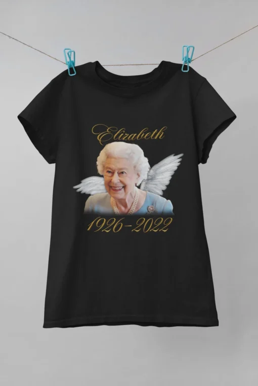 Queen Elizabeth II Passed Away 1926-2022 Tee Shirt