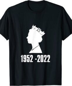 Queen Of England Elizabeth II 1952 - 2022 End Of An Era Tee Shirt