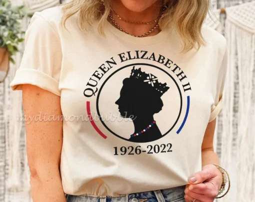 Queen Of England RIP Queen Elizabeth II 1926-2022 Tee Shirt