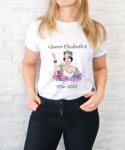R.I.P Queen Elizabeth 1926-2022 Tee Shirt