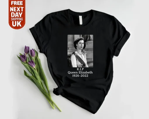 RIP Queen Elizabeth II Rest In Peace Her Majesty Commemorative Tee Shirt