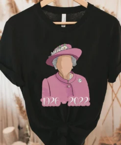 RIP Queen Elizabeth ll 1926-2022 The Queen Rest In Peace Majesty Tee Shirt