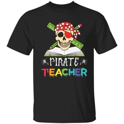 Skull pirate teacher Tee Shirt