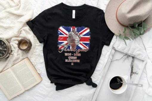 Thank You Elizabeth Queen 1926-2022 The End Of Era Tee Shirt