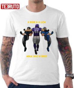 A Bear & A Lion Walk Into A Barr Minnesota Vikings Tee shirt