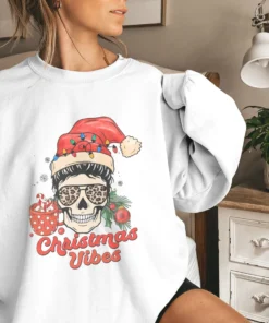 Christmas Vibes Skull Santa Skull Tee Shirt