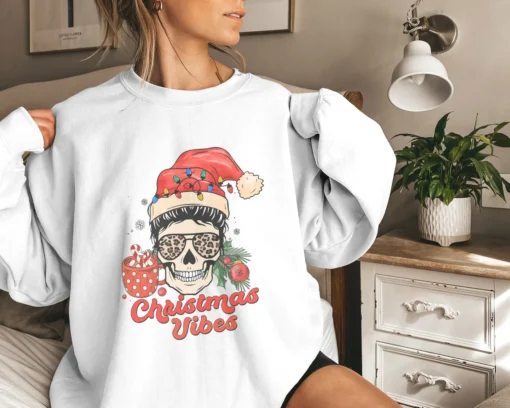 Christmas Vibes Skull Santa Skull Tee Shirt