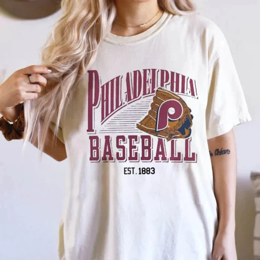 Phillies Baseball Style 90s Tee Shirt